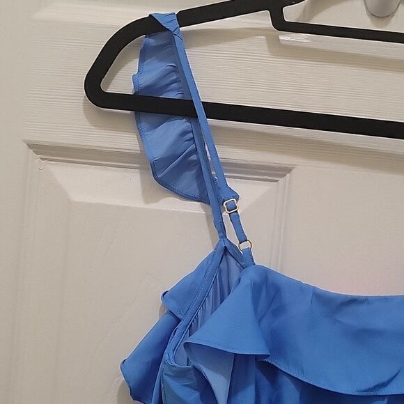 Lilly Pulitzer Cailee Top - Picture 7 of 10